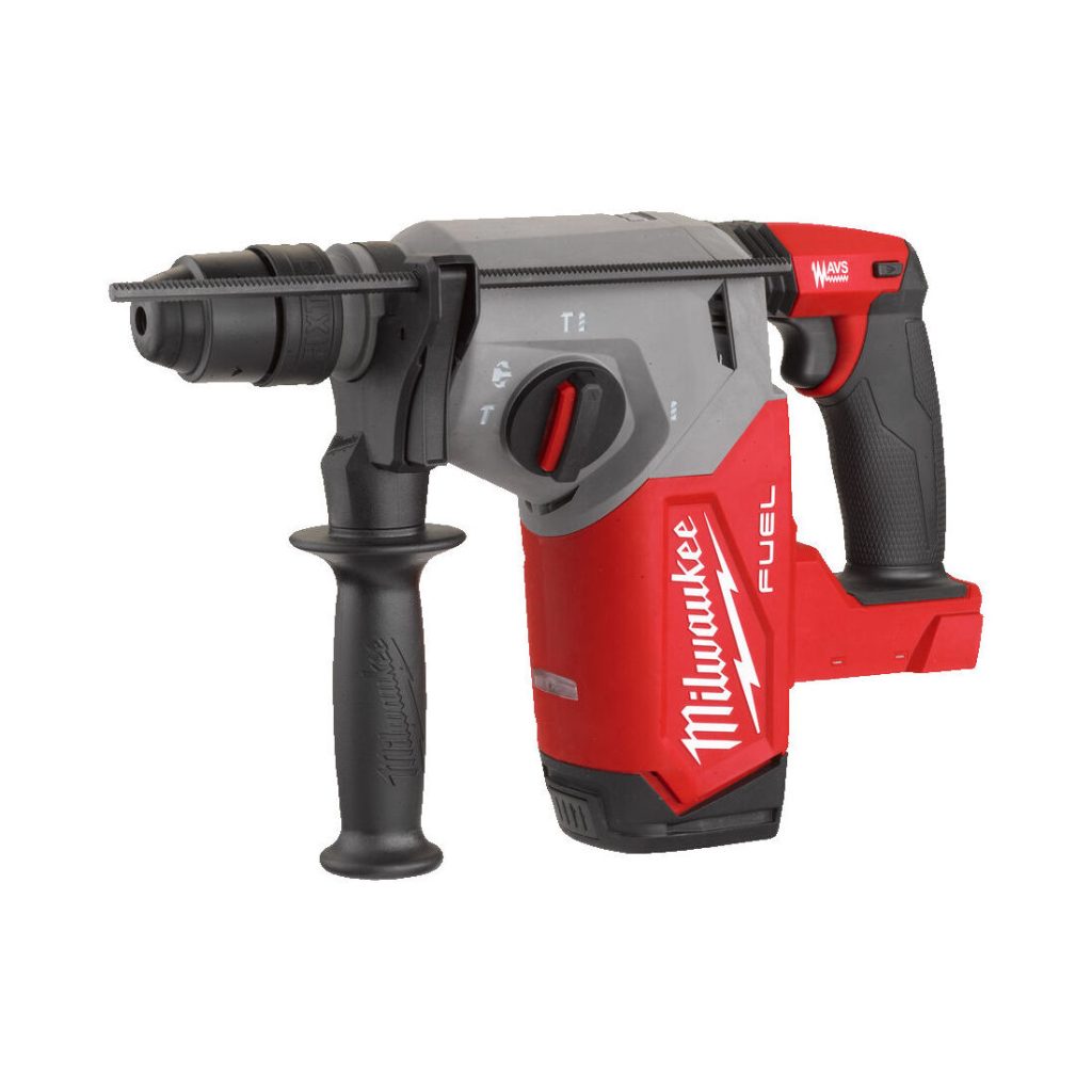 Milwaukee Akkuporavasara M18 FHX-0. FIXTEC SDS+ istukalla etuviistosta.