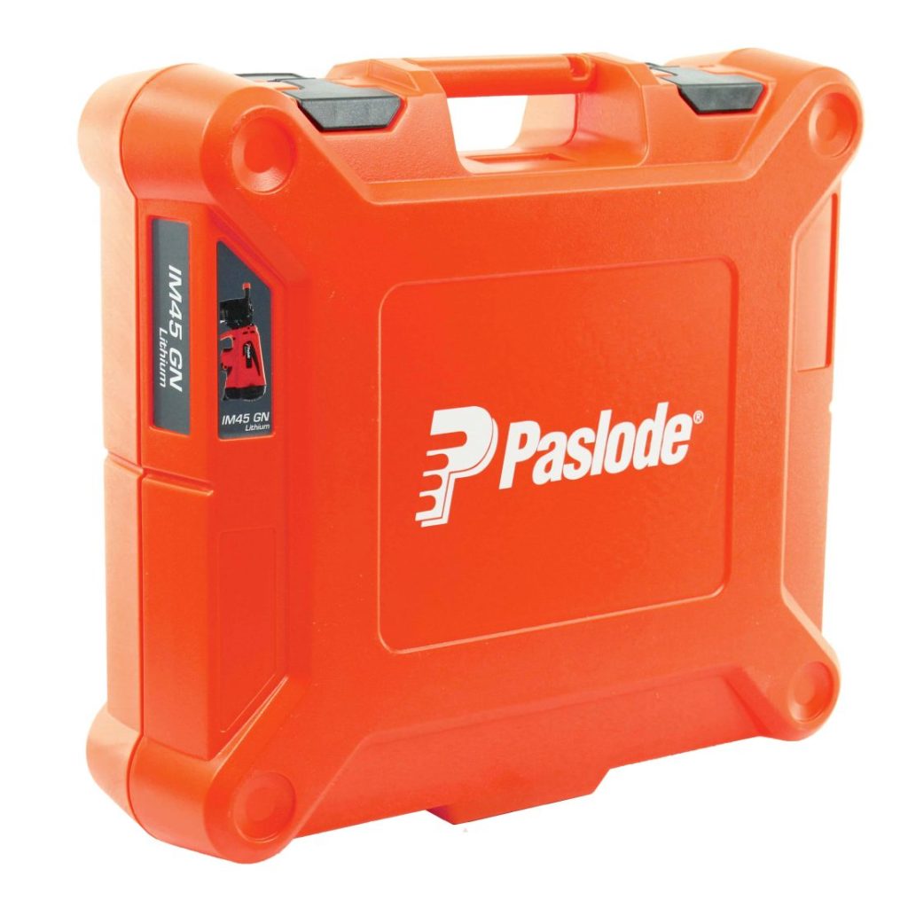 Paslode IM45GN Pellitysimpulssinaulain Lithium. Kuvassa naulaimen salkku.