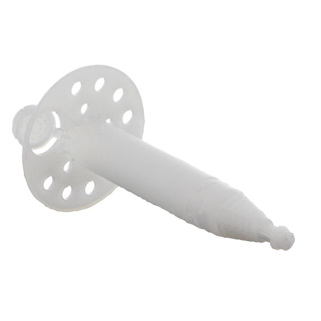 Spit eristekiinnike 120mm ammuttava. Kuva eristekiinnikkeen kärjestä etuviistosta tulppa auki.