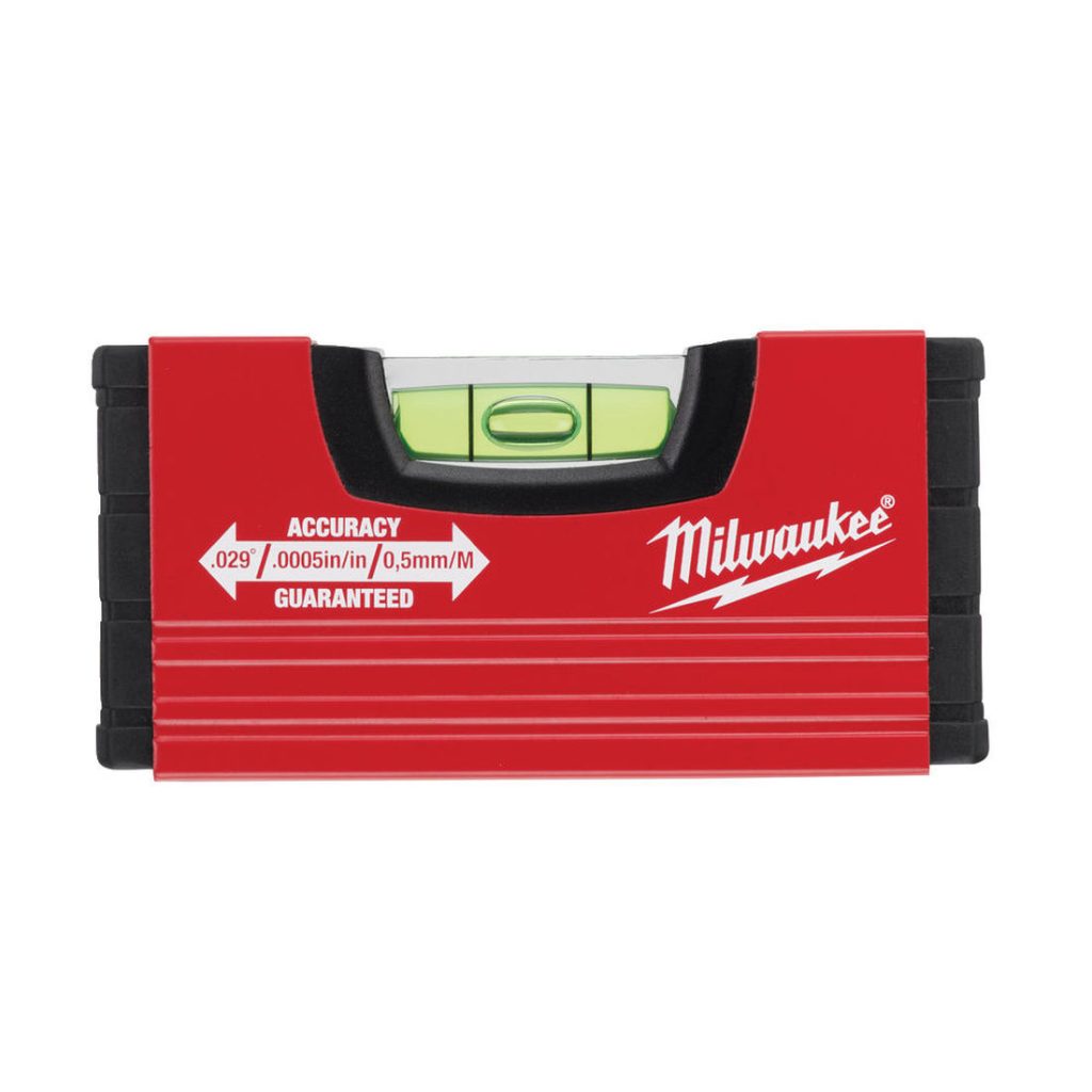 MILWAUKEE VESIVAAKA MINI 10CM. Kuvassa vesivaaka edestä.