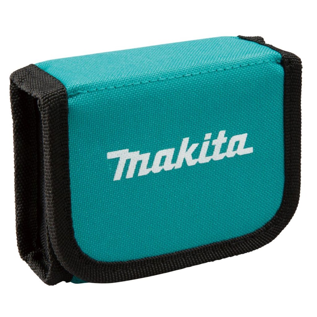 MAKITA Voimahylsylajitelma 1/2" 3-osaa. Kuvassa voimahylsylajitelman kangaspussi etuviistosta.