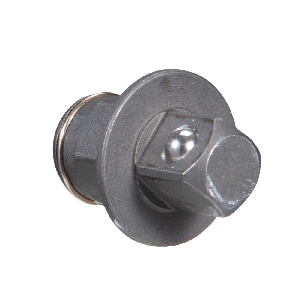 MAKITA Hylsyadapteri 3/8" hylsyille. Kuvassa hylsyadapteri etuviistosta.