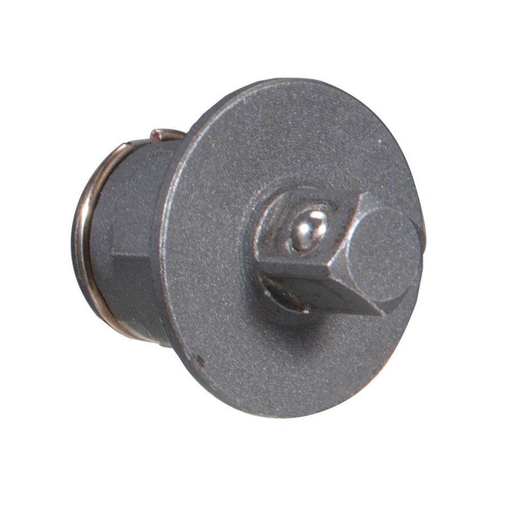 MAKITA Hylsyadapteri 1/4" hylsyille. Kuvassa hylsyadapteri etuviistosta.