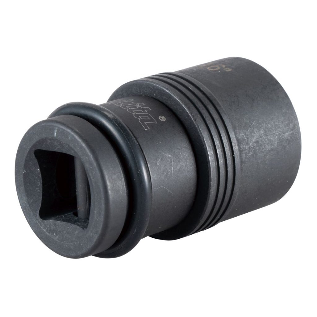 MAKITA Poranterä-adapteri1/2" vääntimiin 7/16" Hex poranterille. Kuvassa hylsyadapteri takaviistosta.