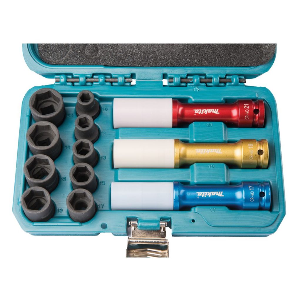 MAKITA Voimahylsylajitelma 1/2" 12-osaa. Kuvassa avonaisessa salkussa voimahylsylajitelma edestäpäin.