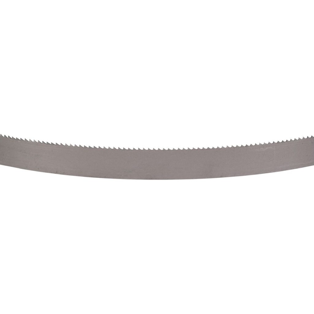 MAKITA Vannesahanterä BiM 13 x 0,5 x 835 mm , 14tpi , 5 kpl. Lähikuvassa vannesahanterän hammastus.
