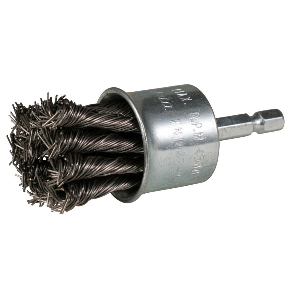 MAKITA Teräsharja 28 mm. Kuvassa pensseliharja etuviistosta.