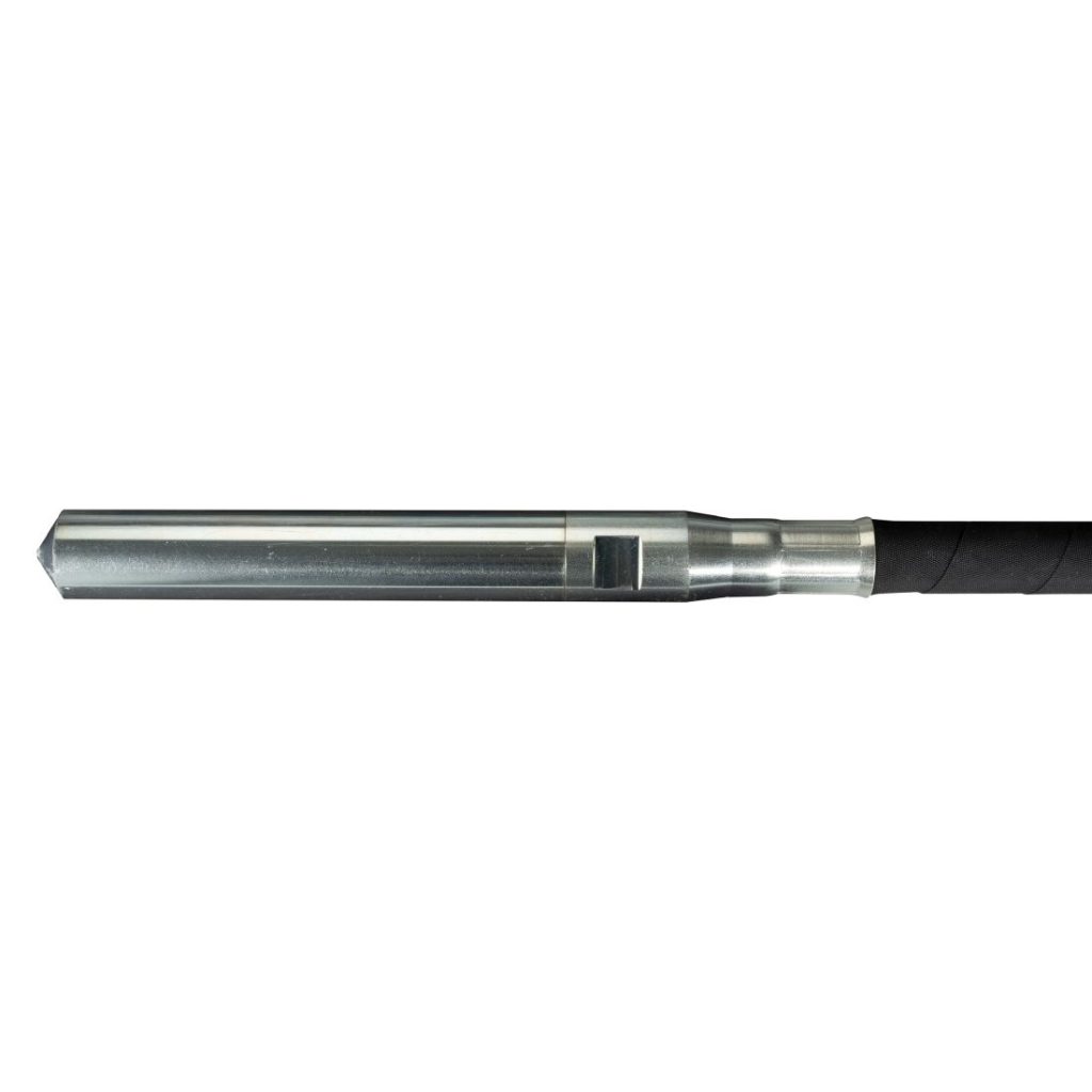 MAKITA Betonivibran täryvarsi Ø 32 mm, pituus 1200 mm. Lähikuvassa täryvarren pää.