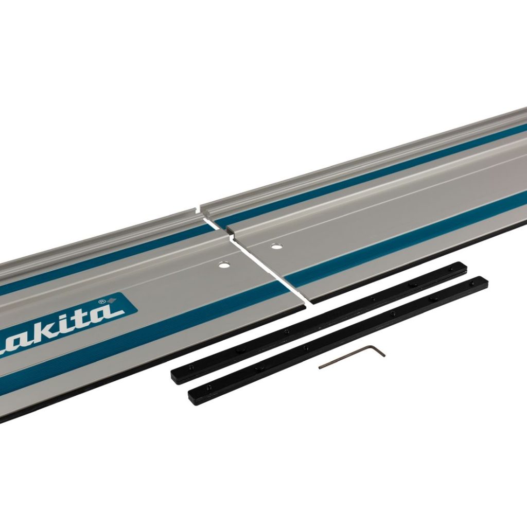 MAKITA Ohjauskiskon jatkokappale (2kpl), liittää kaksi ohjauskiskoa yhteen. Kuvassa kaksi ohjauskiskoa, kaksi ohjauskiskon jatkokappaletta ja kuusiokoloavain yläetuviistosta.