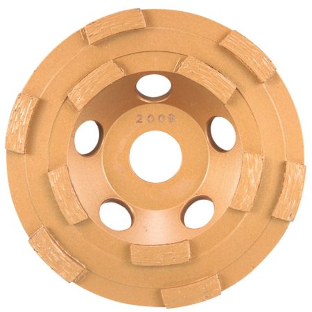 MAKITA Timanttikuppilaikka 125mm, 2-rivinen segmentti, karkea hionta. Kuvassa timanttikuppilaikka edestäpäin.