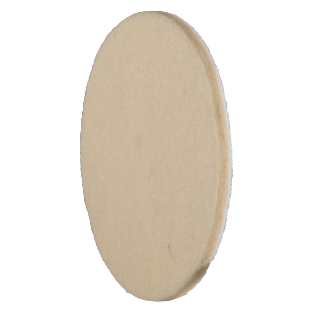 MAKITA Kiillotussieni 125 mm, koukkutarrakiinnitys. Kuvassa kiillotussieni etuviistosta.