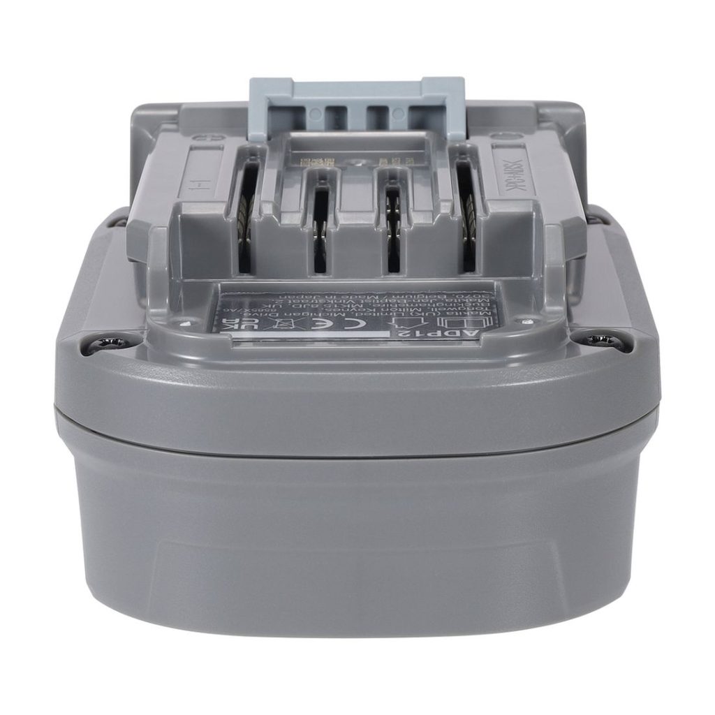 MAKITA Kommunikaattori XGT ® ADP12. Kuvassa Kommunikaattori XGT ® ADP12 takaapäin.