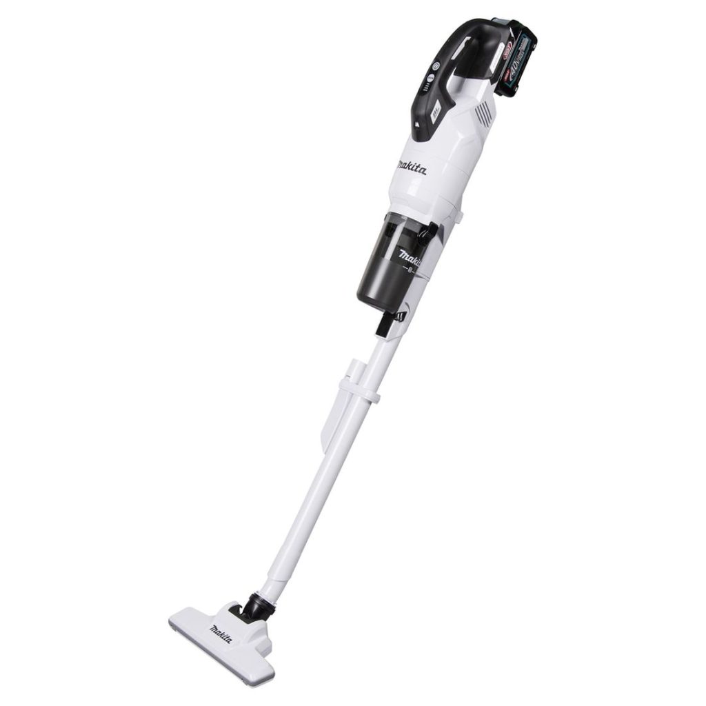 MAKITA Varsi-imuri XGT. Kuvassa varsi-imuri oikealta etuyläviistosta.
