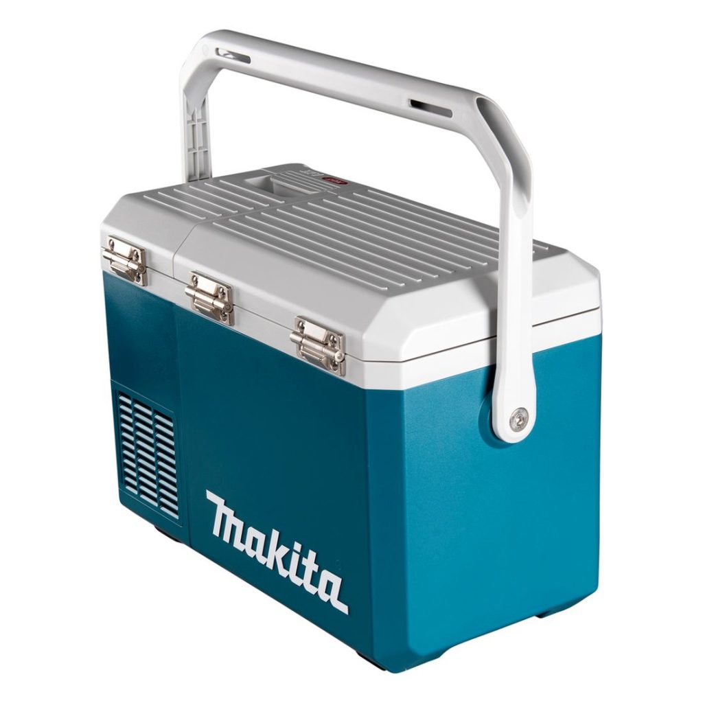 MAKITA Kylmä-/lämpölaukku XGT/LXT 12V. Kuvassa kylmä-/lämpölaukku oikealta takayläviistosta.