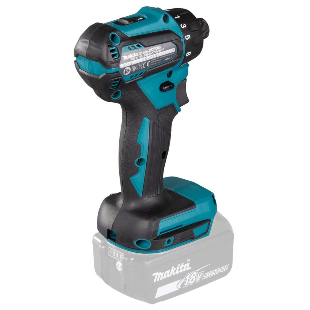 MAKITA Porakone LXT. Kuvassa Porakone LXT oikealta takayläviistosta.