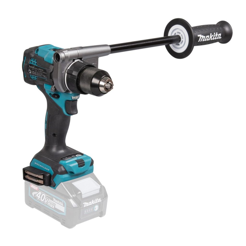 MAKITA Porakone XGT. Kuvassa Porakone XGT vasemmalta etuyläviistosta.