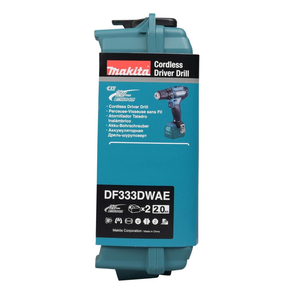 MAKITA Porakone CXT. Kuvassa Porakone CXT oikealta etuviistosta.