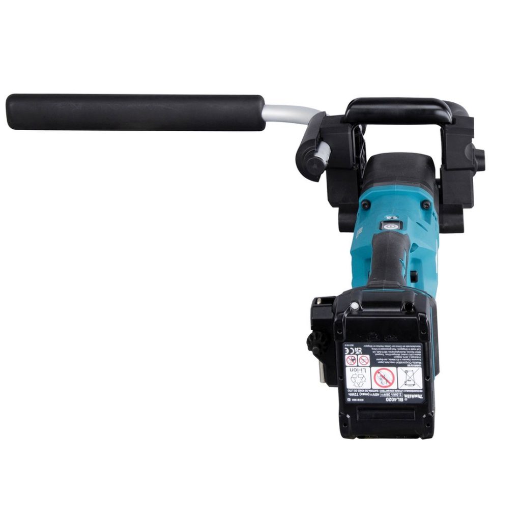 MAKITA Maakairakone XGT. Kuvassa Maakairakone XGT takaapäin.
