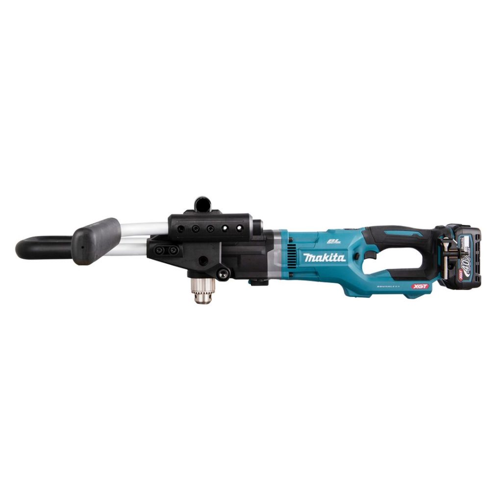 MAKITA Maakairakone XGT. Kuvassa Maakairakone XGT vasemmalta sivustapäin.