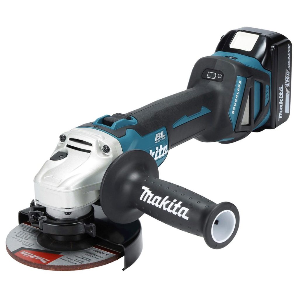 MAKITA Kulmahiomakone LXT. Kuvassa Kulmahiomakone LXT oikealta etuyläviistosta.