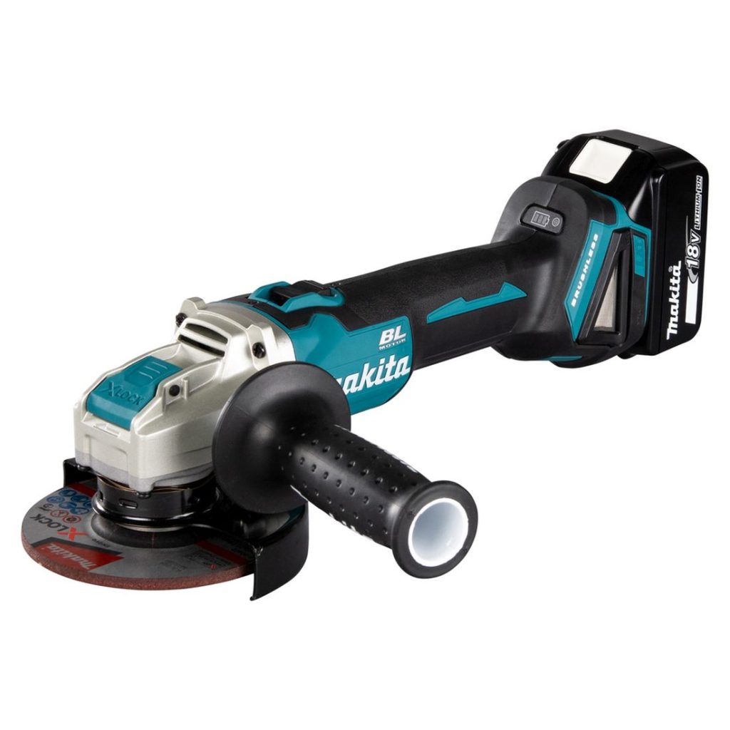 MAKITA Kulmahiomakone LXT. Kuvassa Kulmahiomakone LXT oikealta etuyläviistosta.