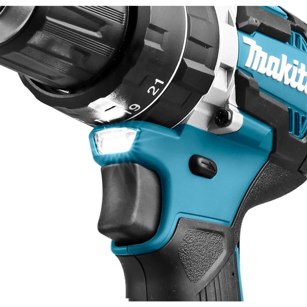 MAKITA Iskuporakone LXT. Lähikuvassa Iskuporakone LXT:n LED-valo.