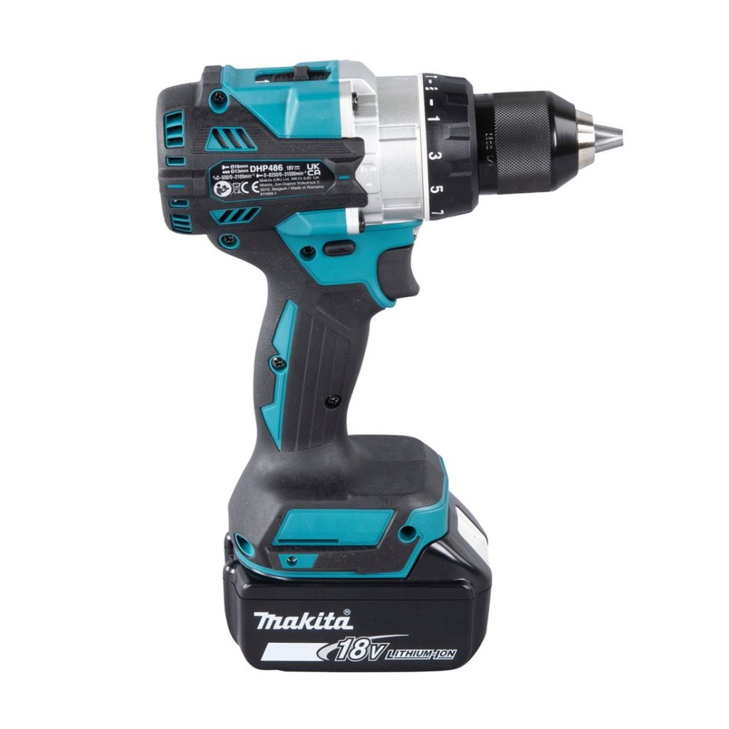 MAKITA Iskuporakone LXT. Kuvassa Iskuporakone LXT oikealta sivustapäin.