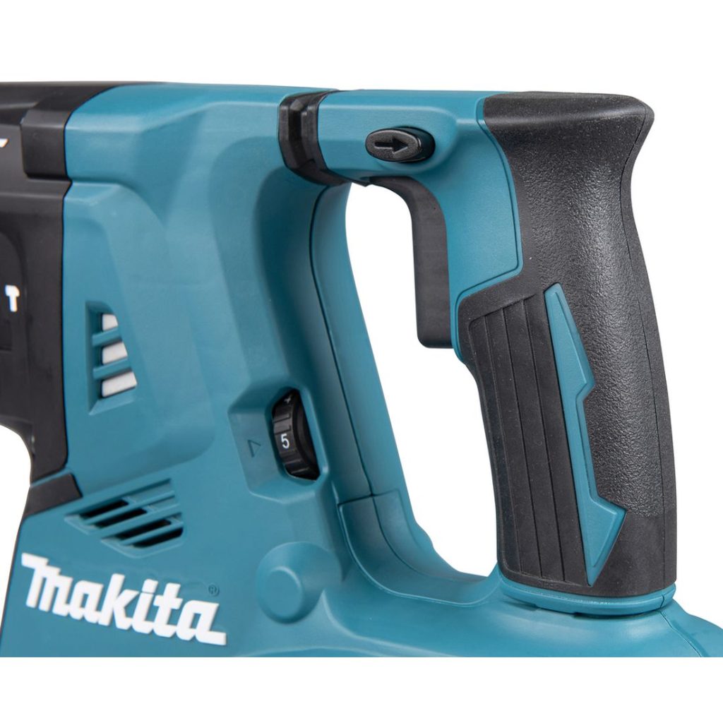 MAKITA Poravasara LXT. Lähikuvassa Poravasara LXT:n kädensija vasemmalta takaviistosta.