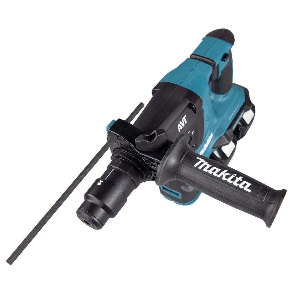 MAKITA Poravasara LXT. Kuvassa Poravasara LXT oikealta etuyläviistosta.
