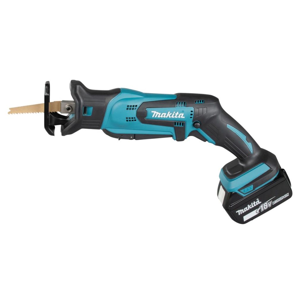 MAKITA Puukkosaha LXT. Kuvassa Puukkosaha LXT vasemmalta sivustapäin.