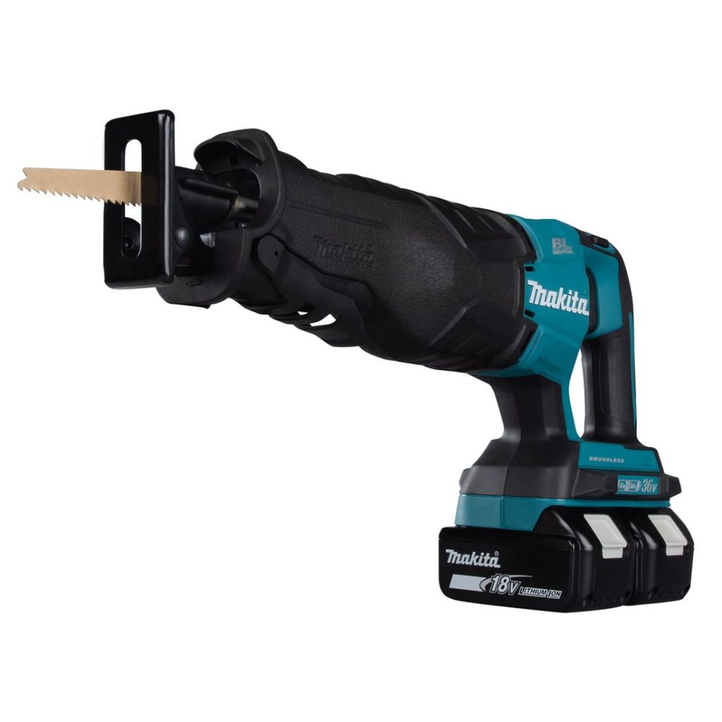 MAKITA Puukkosaha LXT. Kuvassa Puukkosaha LXT oikealta etuviistosta.