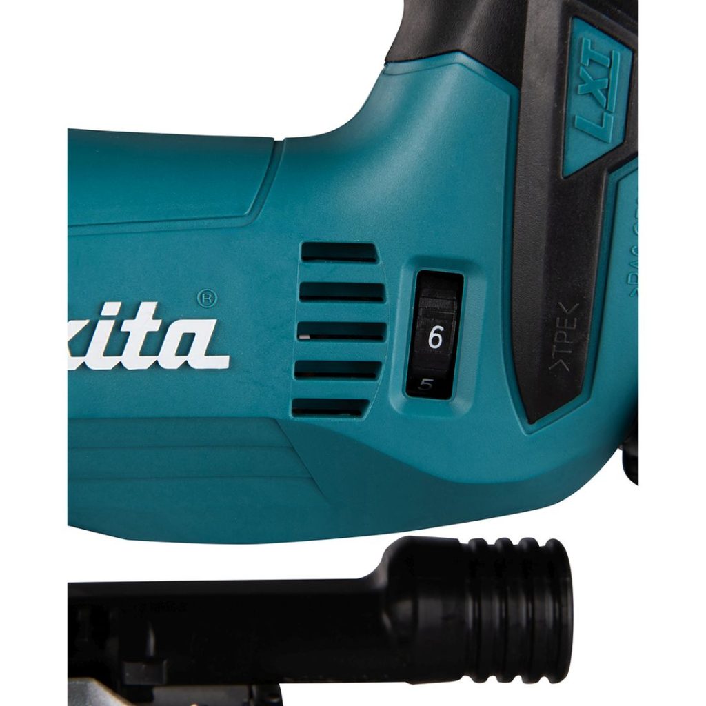 MAKITA Pistosaha LXT. Lähikuvassa Pistosaha LXT:n portaaton nopeudedsäädin.