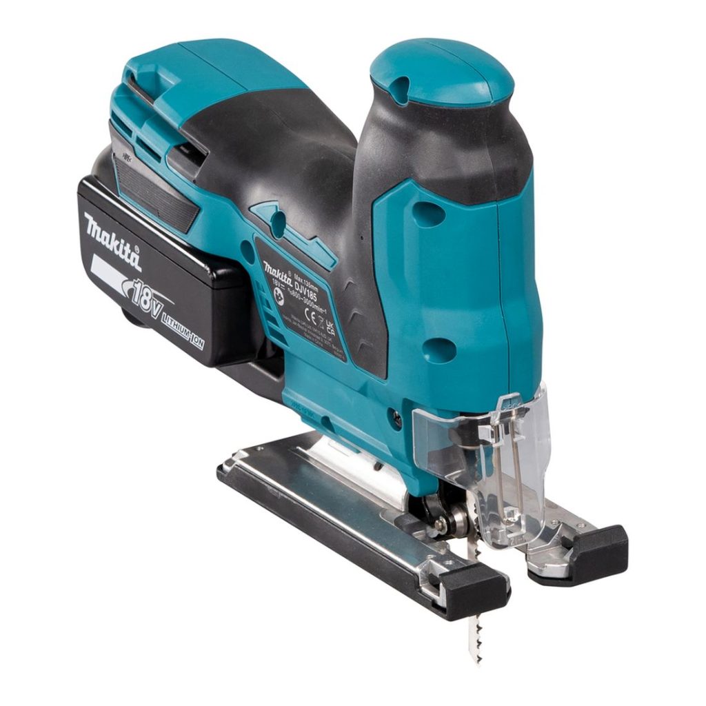 MAKITA Pistosaha LXT. Kuvassa Pistosaha LXT vasemmalta etuyläviistosta.