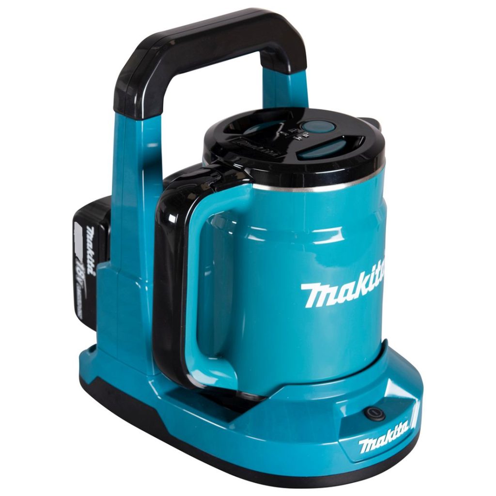 MAKITA Vedenkeitin LXT. Kuvassa Vedenkeitin LXT vasemmalta etuyläviistosta.