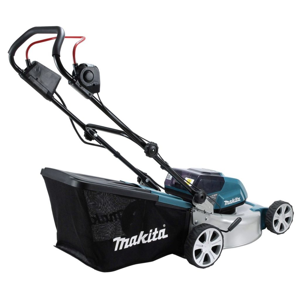 MAKITA Ruohonleikkuri LXT. Kuvassa Ruohonleikkuri LXT oikealta takayläviistosta.