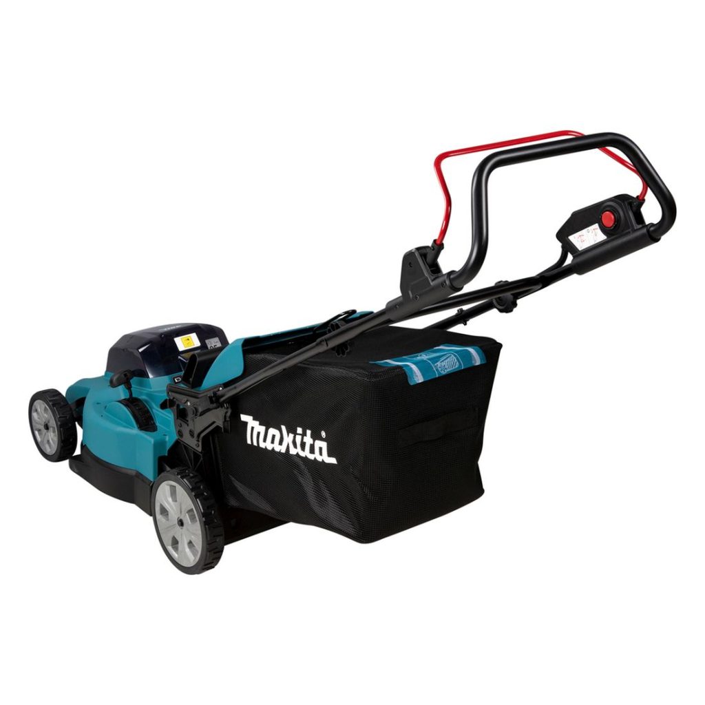 MAKITA Ruohonleikkuri LXT. Kuvassa Ruohonleikkuri LXT vasemmalta takaviistosta.
