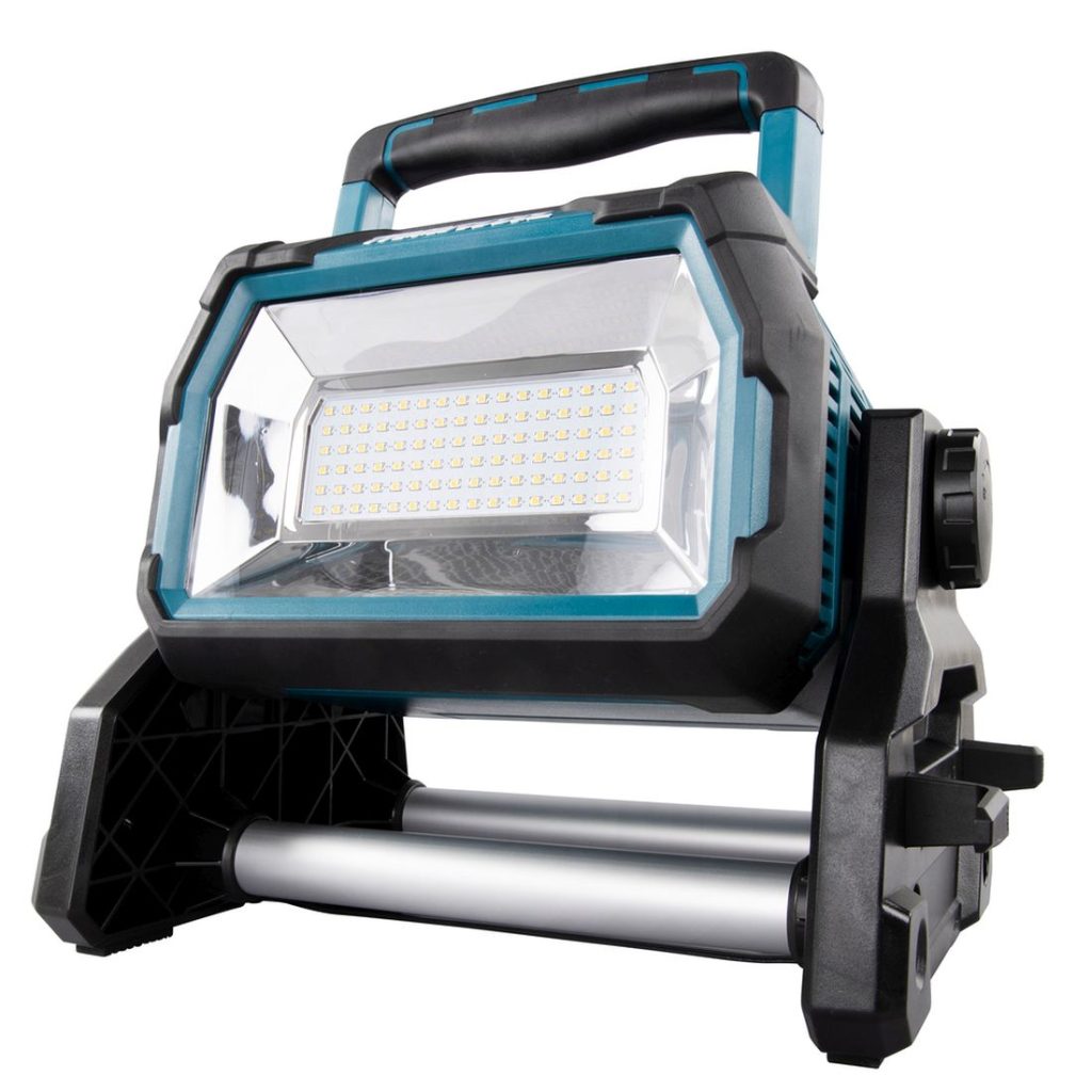 MAKITA LED-valaisin LXT. Kuvassa LED-valaisin LXT oikealta etuviistosta.