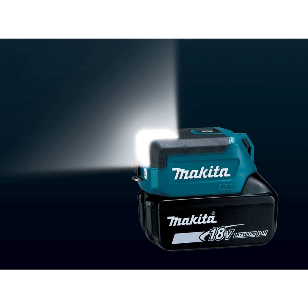 MAKITA LED-valaisin LXT. Havainnekuvassa LED-valaisin LXT:n valo suunnattuna yläviistoon.
