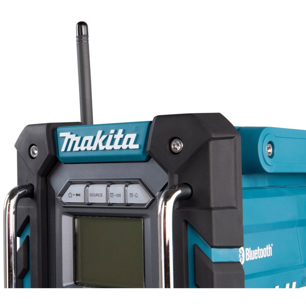 MAKITA Radio CXT / LXT. Lähikuvassa Radio CXT / LXT:n valintapainikkeet oikealta etuviistosta.