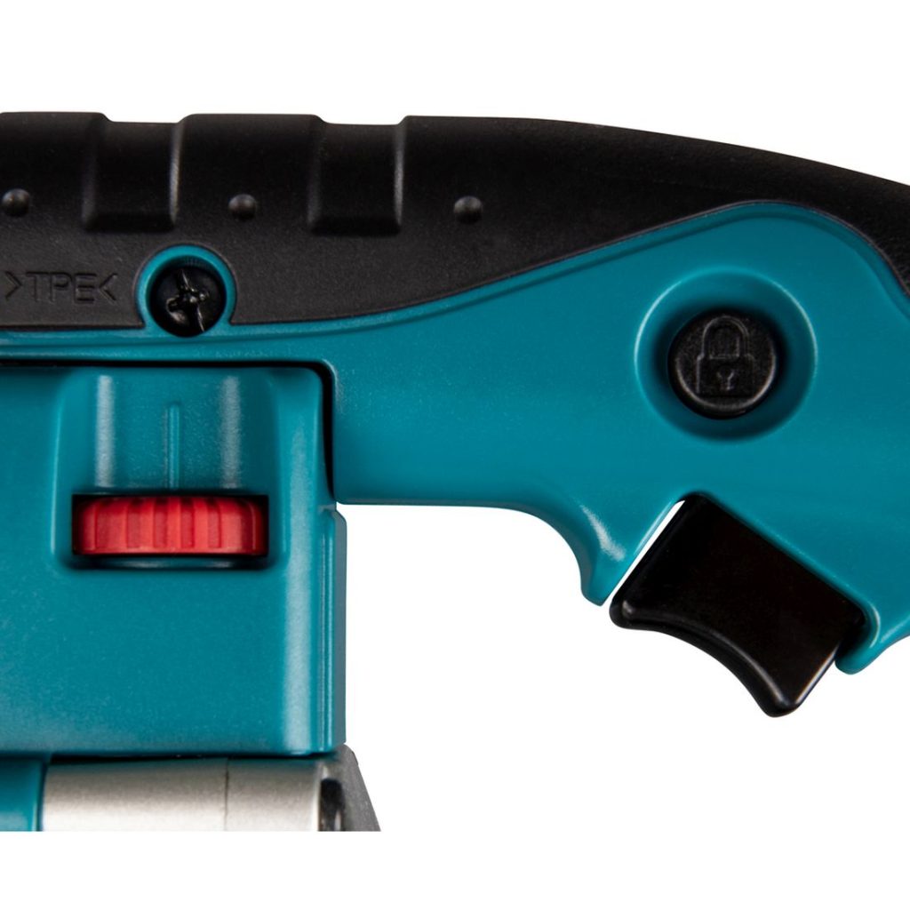 MAKITA Vannesaha LXT. Lähikuvassa Vannesaha LXT:n kierrosluvunsäädin.