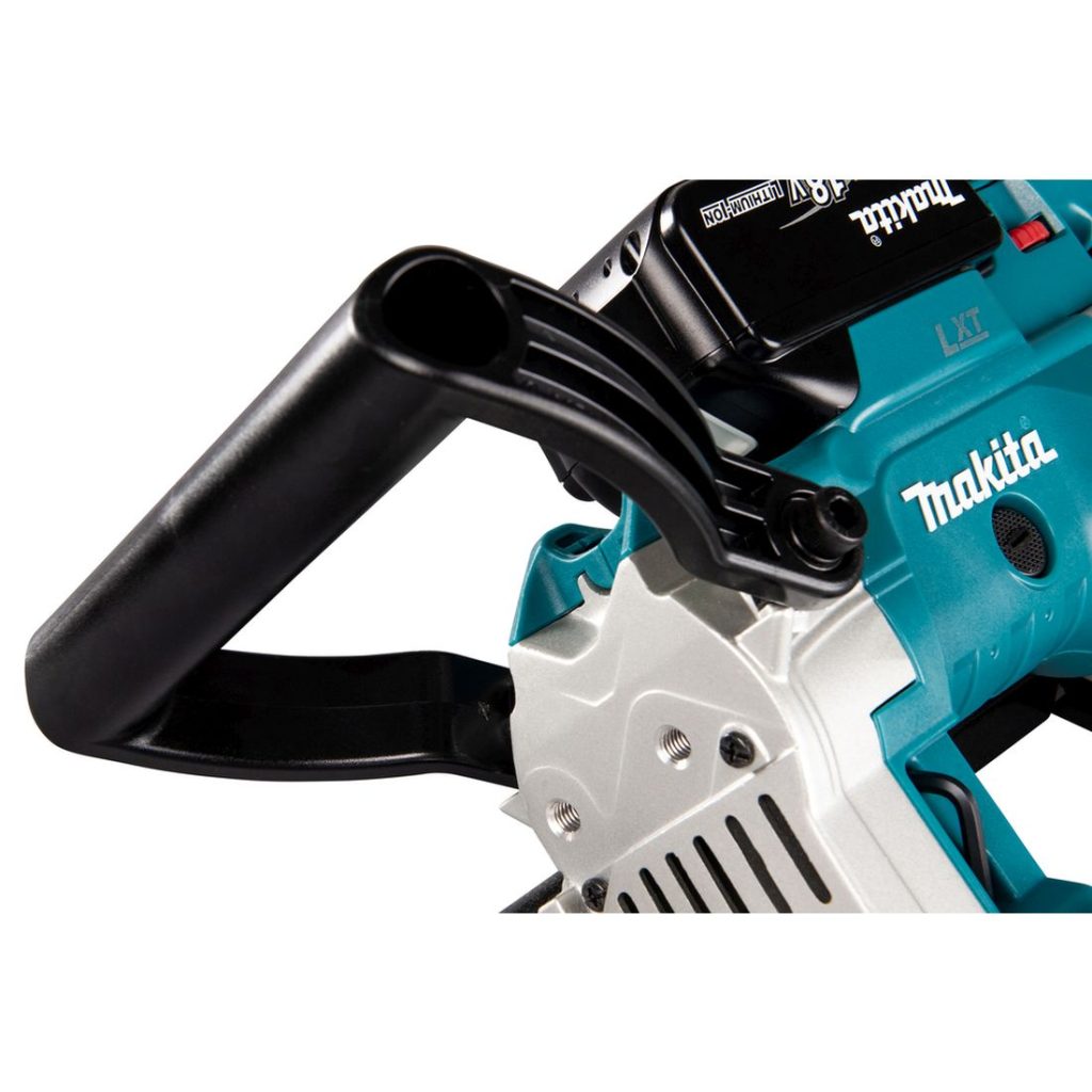 MAKITA Vannesaha LXT. Lähikuvassa Vannesaha LXT:n kahva.
