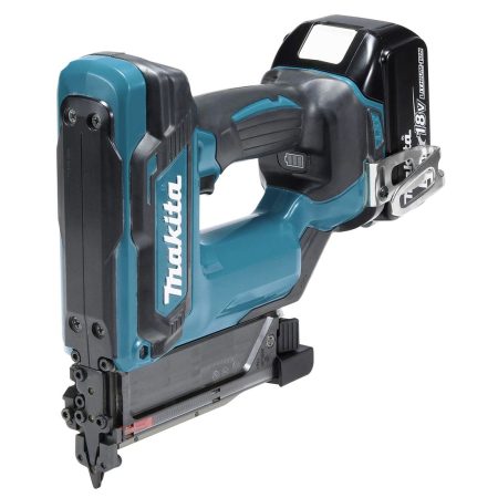MAKITA Pinninaulain LXT. Kuvassa Pinninaulain LXT oikealta etuyläviistosta.