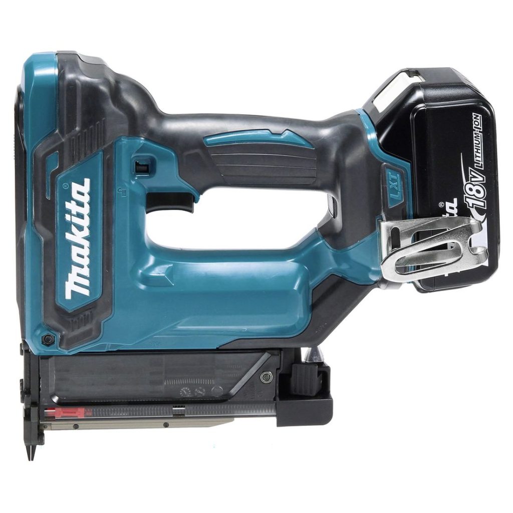 MAKITA Pinninaulain LXT. Kuvassa Pinninaulain LXT vasemmalta sivustapäin.