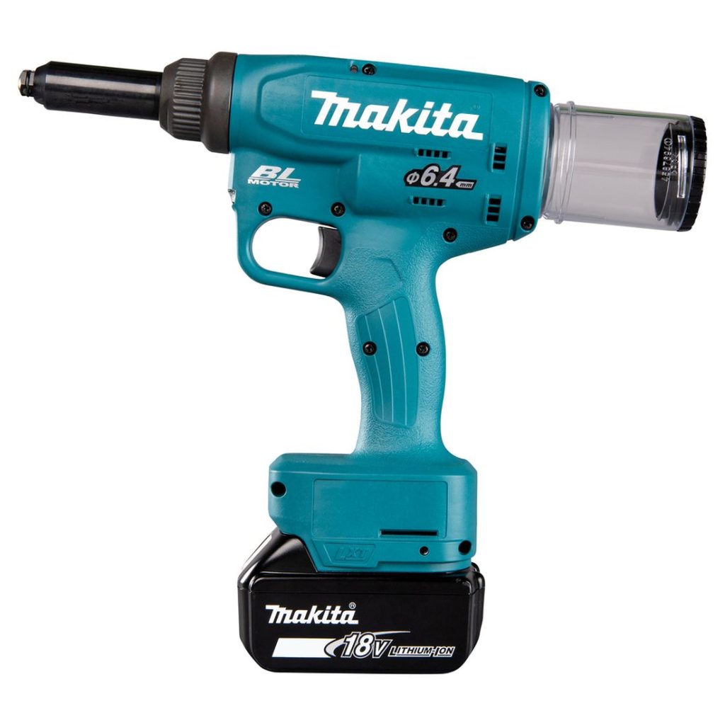 MAKITA Vetoniittikone LXT. Kuvassa Vetoniittikone LXT vasemmalta sivustapäin.