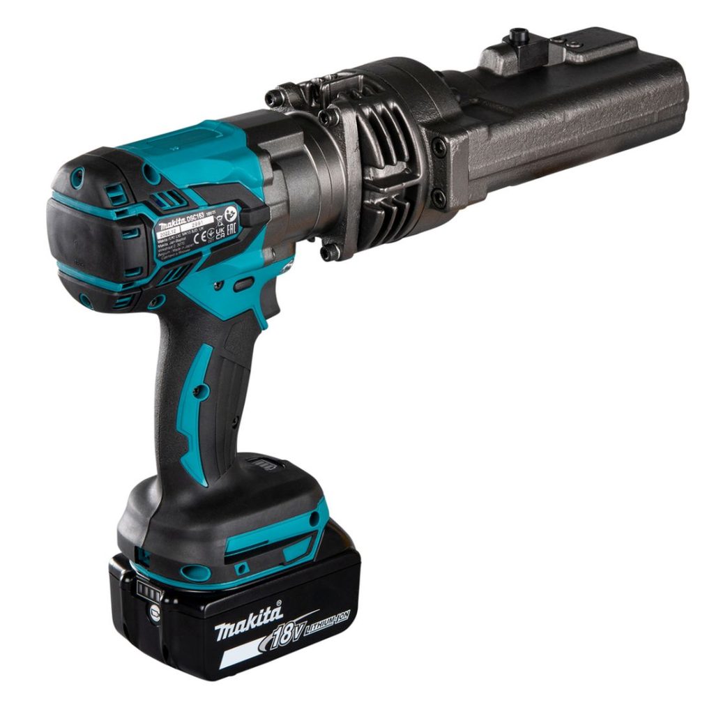 MAKITA Harjateräsleikkuri LXT. Kuvassa Harjateräsleikkuri LXT oikealta takayläviistosta.