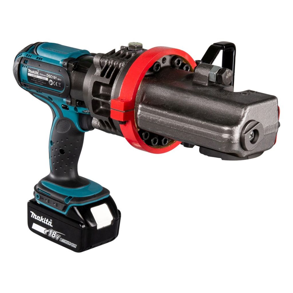 MAKITA Harjateräsleikkuri LXT. Kuvassa Harjateräsleikkuri LXT vasemmalta etuyläviistosta.