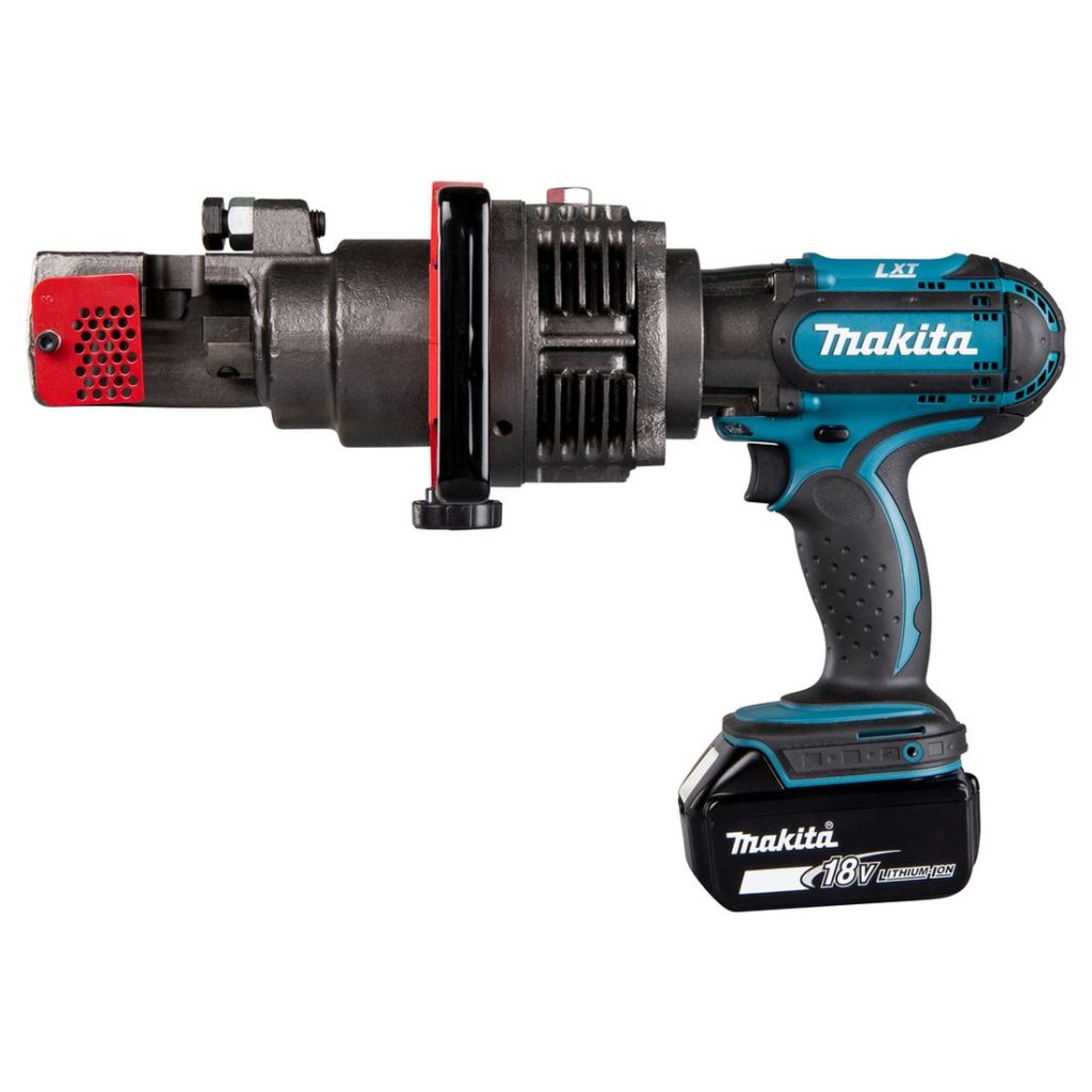 MAKITA Harjateräsleikkuri LXT. Kuvassa Harjateräsleikkuri LXT vasemmalta sivustapäin.