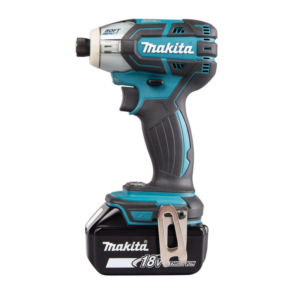 MAKITA Iskevä ruuvinväännin LXT. Kuvassa Iskevä ruuvinväännin LXT vasemmalta sivustapäin.