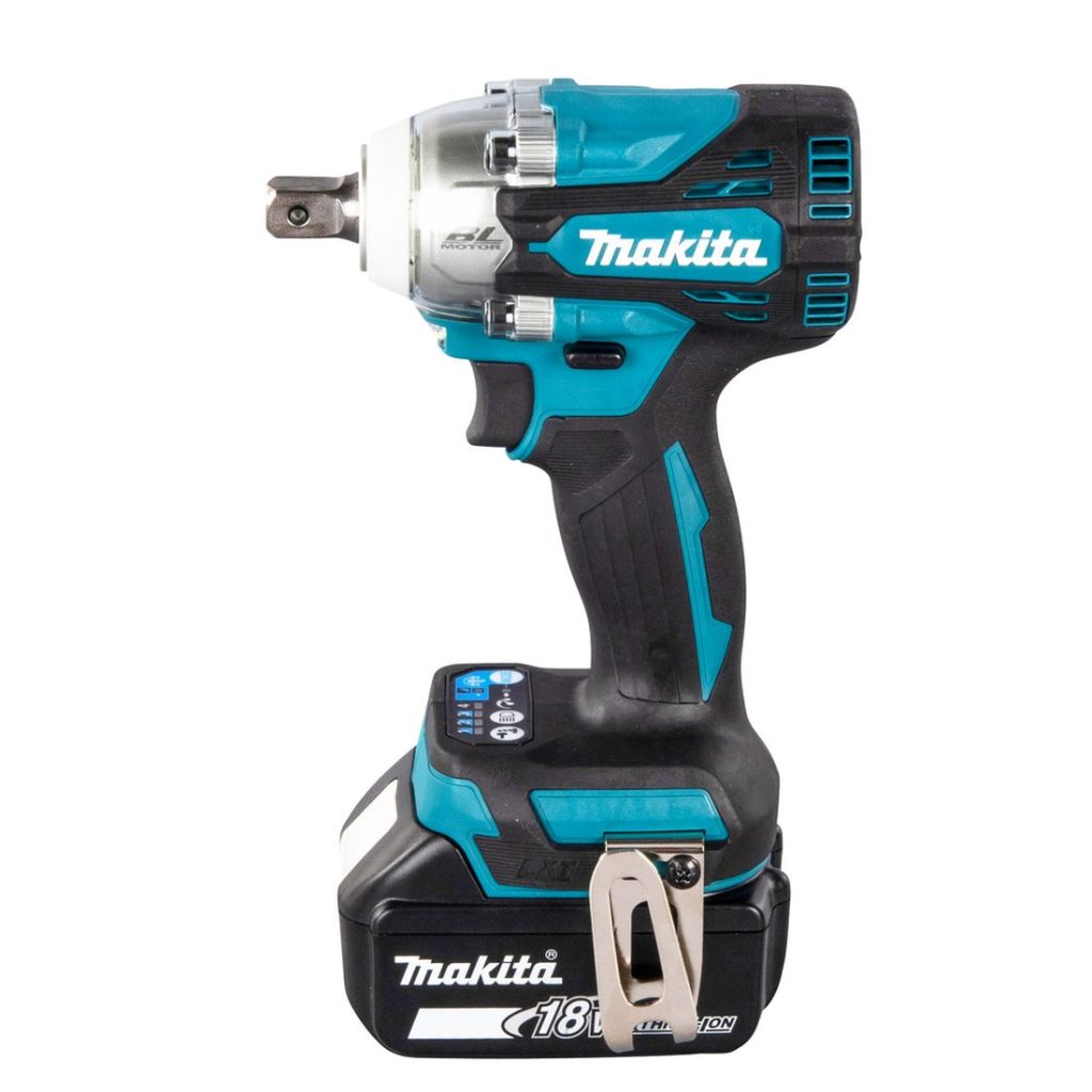MAKITA Iskevä mutterinväännin LXT. Kuvassa Iskevä mutterinväännin LXT vasemmalta sivustapäin.