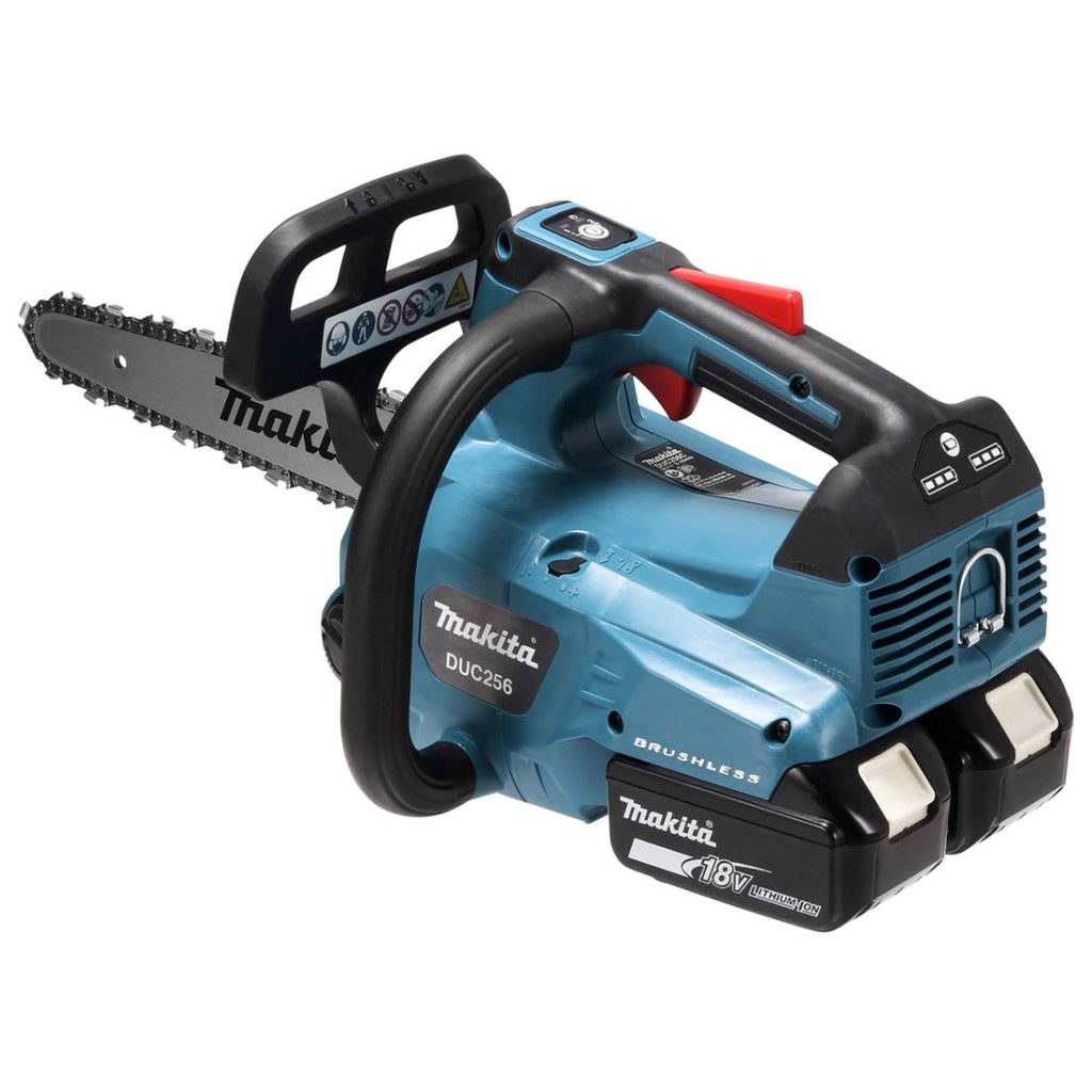 MAKITA Ketjusaha LXT. Kuvassa Ketjusaha LXT vasemmalta takayläviistosta.